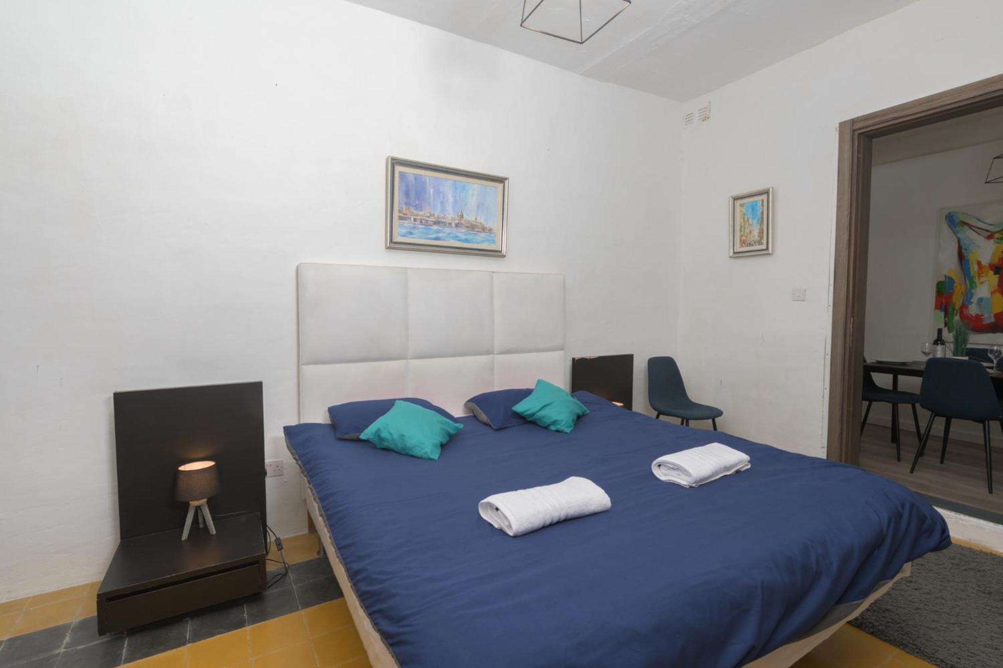 Stylish Valletta 2 Bedrooom City Centre Apartment With Terrace Екстериор снимка